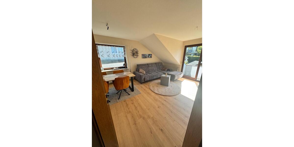 Dachgeschoßwohnung Hagen - 2 Zimmer, 55 m&sup2;, 590&euro; | Angebot:26591550