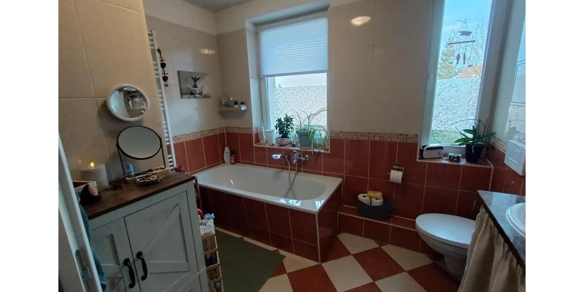 Etagenwohnung Stralsund - 2 Zimmer, 63 m&sup2;, 600&euro; | Angebot:26461670