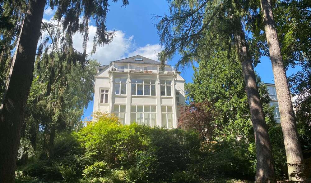 Etagenwohnung Wiesbaden Nordost - 4 Zimmer, 200 m&sup2;, 3.500&euro; | Angebot:26168246