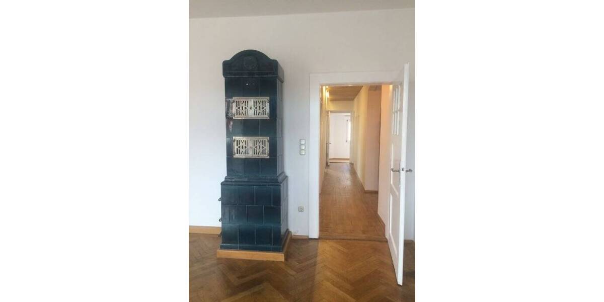 Etagenwohnung Straubing Kagers - 5 Zimmer, 150 m&sup2;, 1.200&euro; | Angebot:26763649