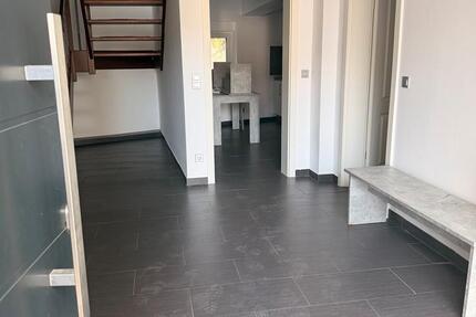 Wohnung Ludwigshafen am Rhein Edigheim - 9 Zimmer, 300 m&sup2;, 650&euro; | Angebot:26233208