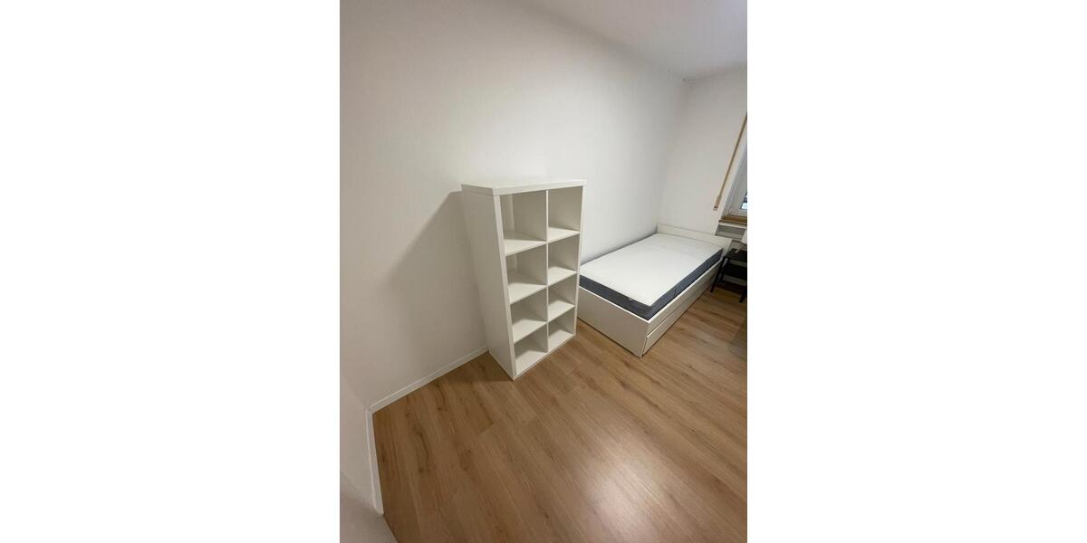 Wohnen auf Zeit Karlsruhe Durlach - 1 Zimmer, 12 m&sup2;, 570&euro; | Angebot:25910616