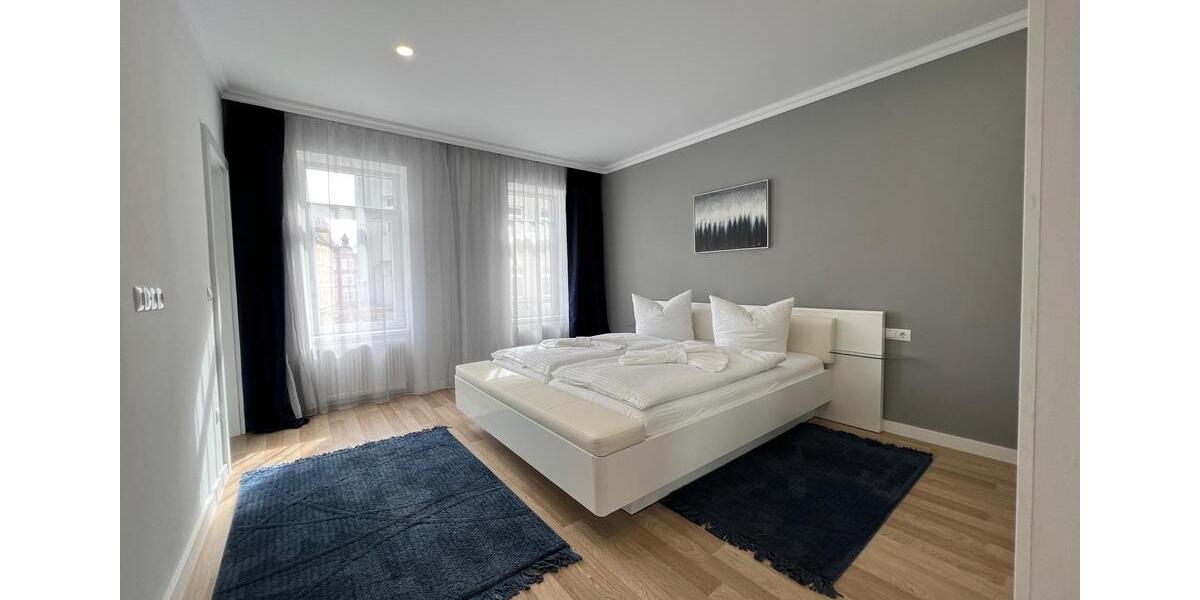 Wohnen auf Zeit Gera - 3 Zimmer, 130 m&sup2;, 100&euro; | Angebot:26227069