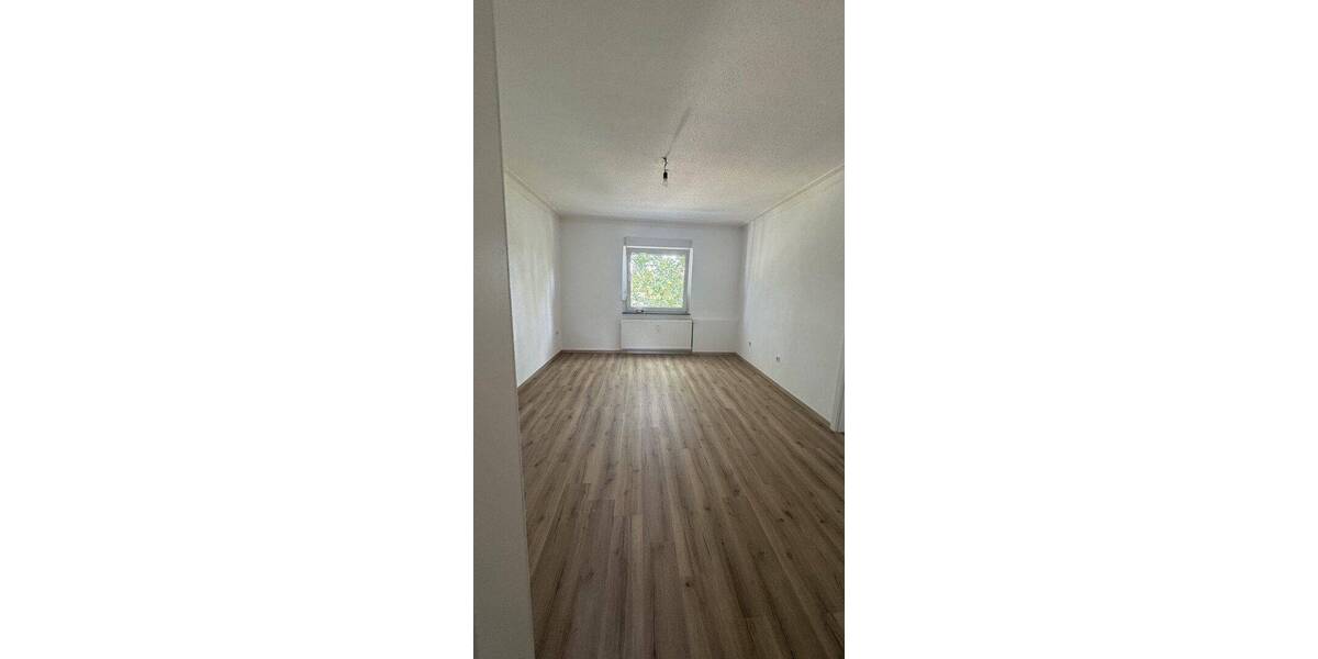 Etagenwohnung Bochum Langendreer - 4 Zimmer, 100 m&sup2;, 950&euro; | Angebot:26916863
