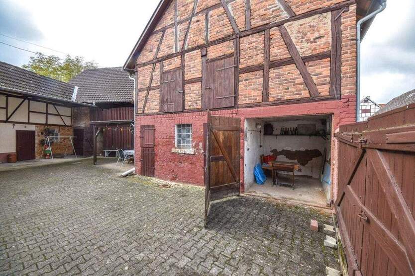 DIETZ: Gepflegtes Fachwerkhaus mit Garten, kleinem Nebengebäude im Babenhausen OT Harpertshausen! 5 zimmer
