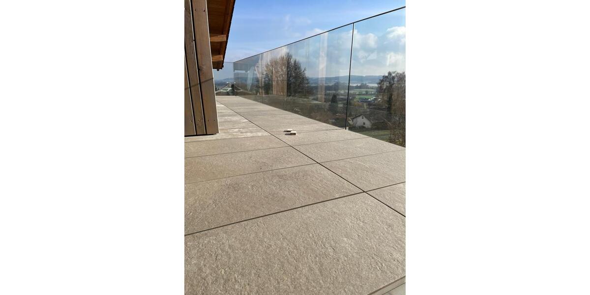 Penthouse Wohnung 110 m2+14m2 Dachterasse 2 zimmer