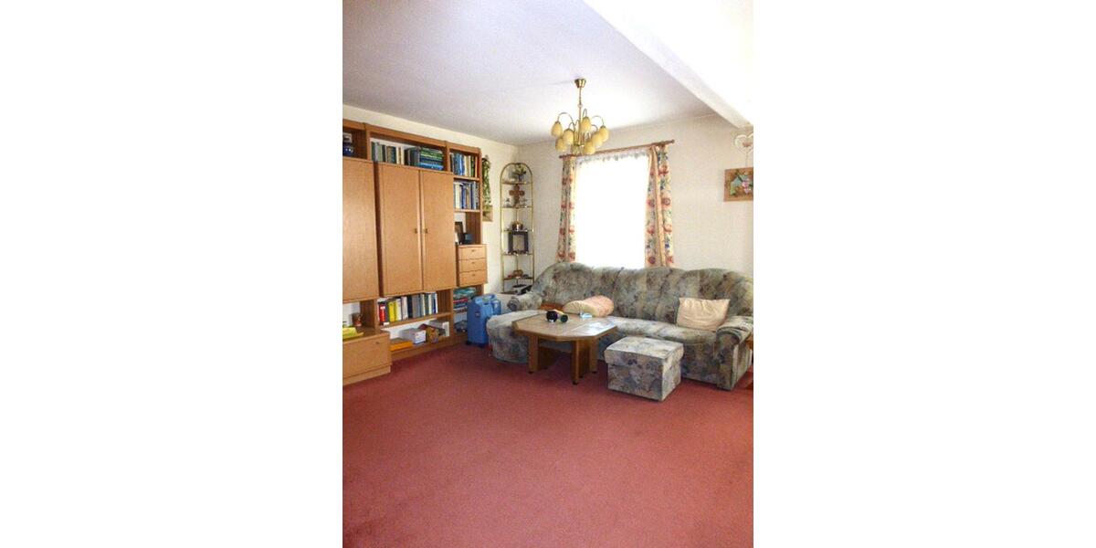 Etagenwohnung Themar - 5 Zimmer, 140 m&sup2;, 720&euro; | Angebot:26611370
