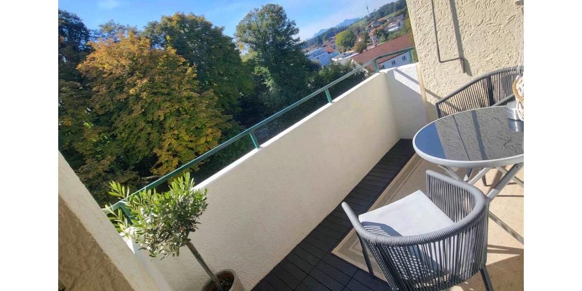 Etagenwohnung Traunstein - 4 Zimmer, 76 m&sup2;, 1.000&euro; | Angebot:24834926