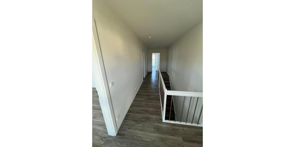 Etagenwohnung Wolfsburg - 4 Zimmer, 123 m&sup2;, 1.518&euro; | Angebot:26441394