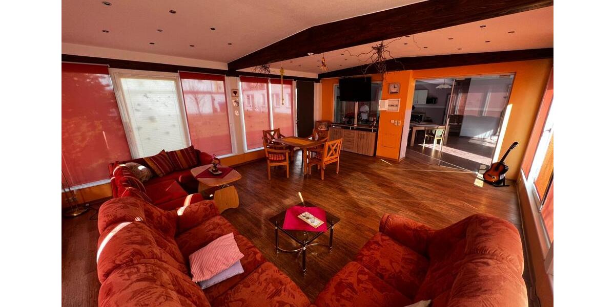 Erdgeschoßwohnung Staßfurt - 1 Zimmer, 27 m&sup2;, 220&euro; | Angebot:25055376