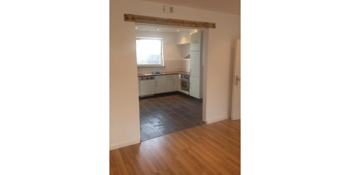 Erdgeschoßwohnung Munster - 3 Zimmer, 79 m&sup2;, 915&euro; | Angebot:26705862