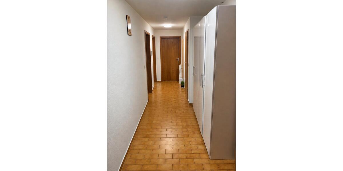 Dachgeschoßwohnung München Allach-Untermenzing - 4 Zimmer, 81 m&sup2;, 1.500&euro; | Angebot:26447552