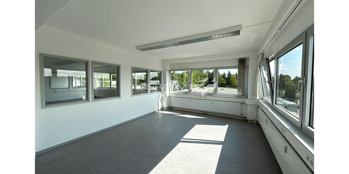 FREIRAUM4 +++ Viel Platz für Ihr Business – moderne BüroPraxisfläche in Freudenberg! zimmer