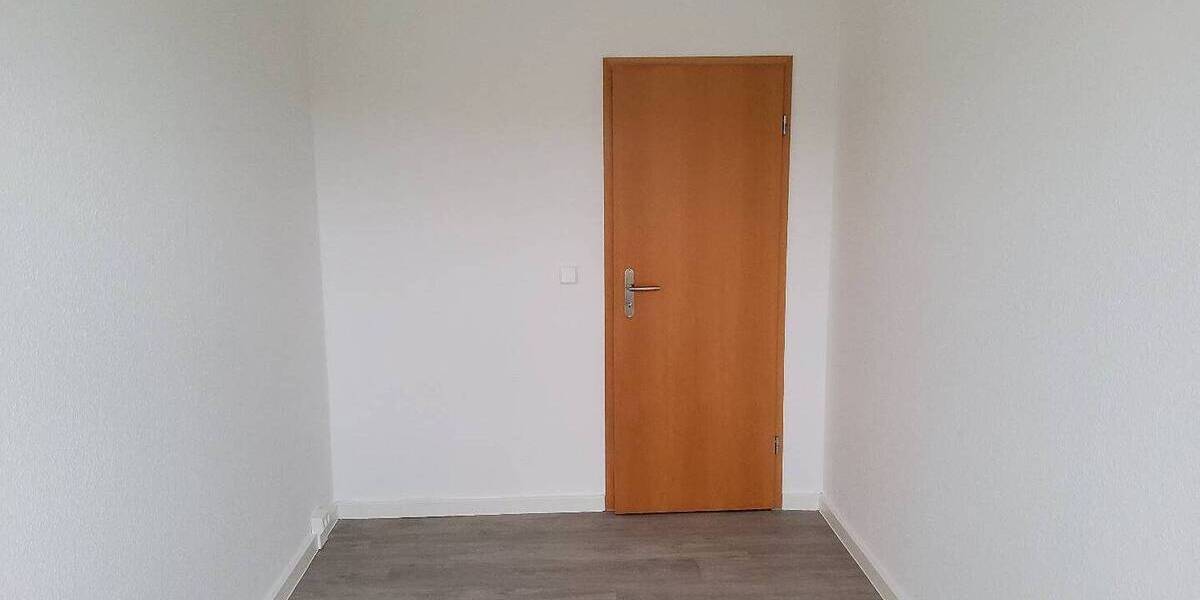 Etagenwohnung Samtens - 4 Zimmer, 71 m&sup2;, 430&euro; | Angebot:26066305