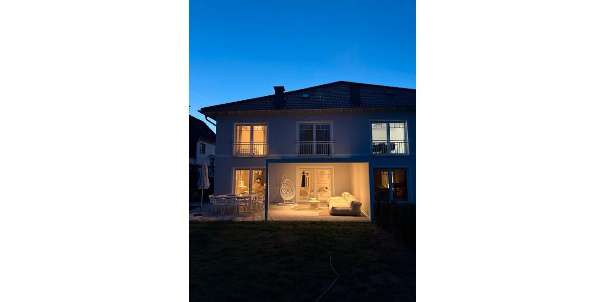 Doppelhaushälfte Bergkamen - 6 Zimmer, 140 m&sup2;, 2.500&euro; | Angebot:24679066