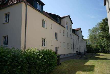 Wohnung zum Mieten in Brandenburg an der Havel 273,02 € 42.86 m² 1 zimmer