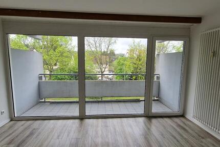 Helles 1-Zimmer-Apartment mit großem Balkon nähe Universität Saarbrücken zimmer