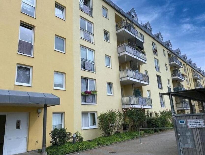 Frisch sanierte 1-Zimmer Wohnung in Fürth zimmer