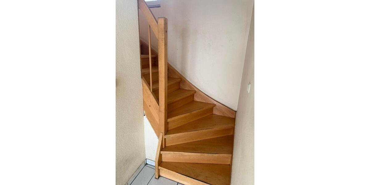 Etagenwohnung Siegburg - 4 Zimmer, 80 m&sup2;, 30&euro; | Angebot:26573031