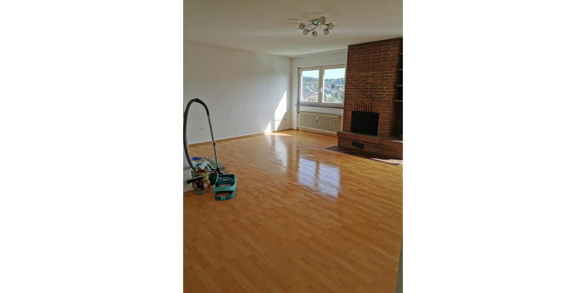 Etagenwohnung Herbstein - 3 Zimmer, 85 m&sup2;, 720&euro; | Angebot:25297861