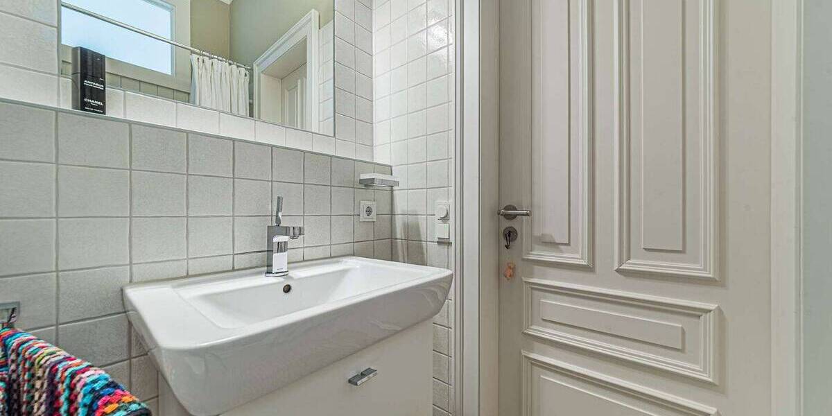 Etagenwohnung Frankfurt am Main Sachsenhausen - 2 Zimmer, 56 m&sup2;, 2.090&euro; | Angebot:26824536