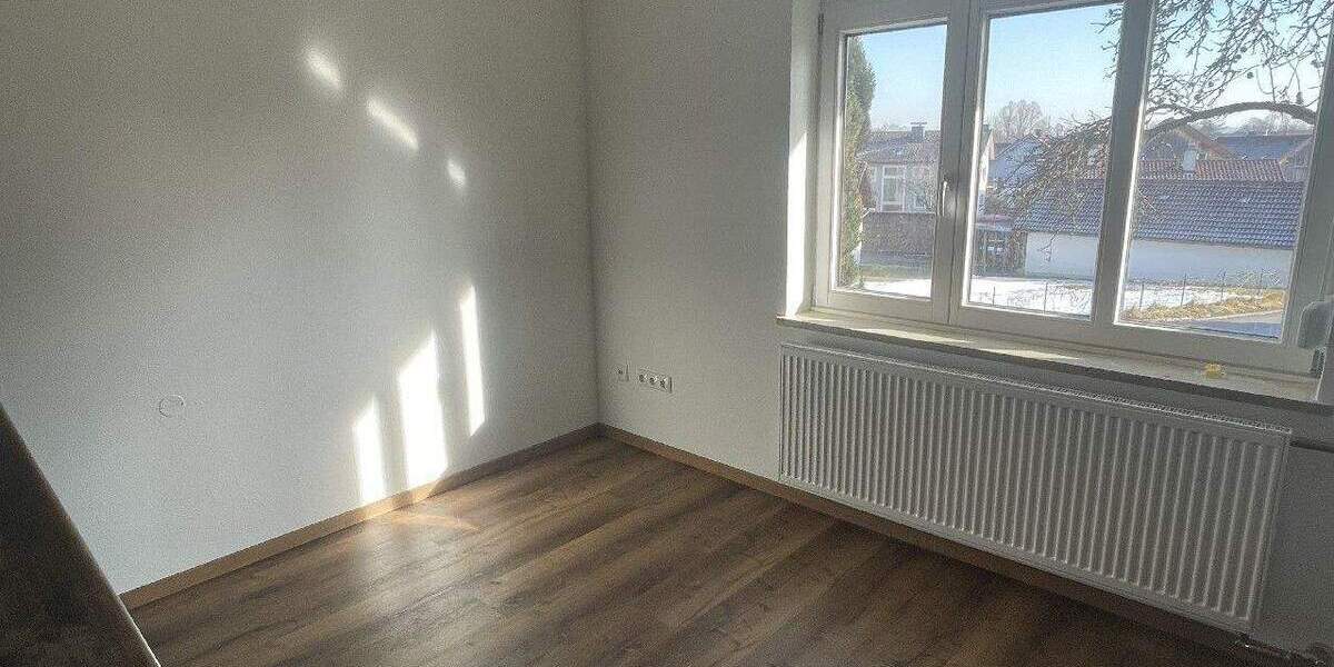 Einfamilienhaus Kaufbeuren Oberbeuren - 5 Zimmer, 115 m&sup2;, 1.150&euro; | Angebot:24647605