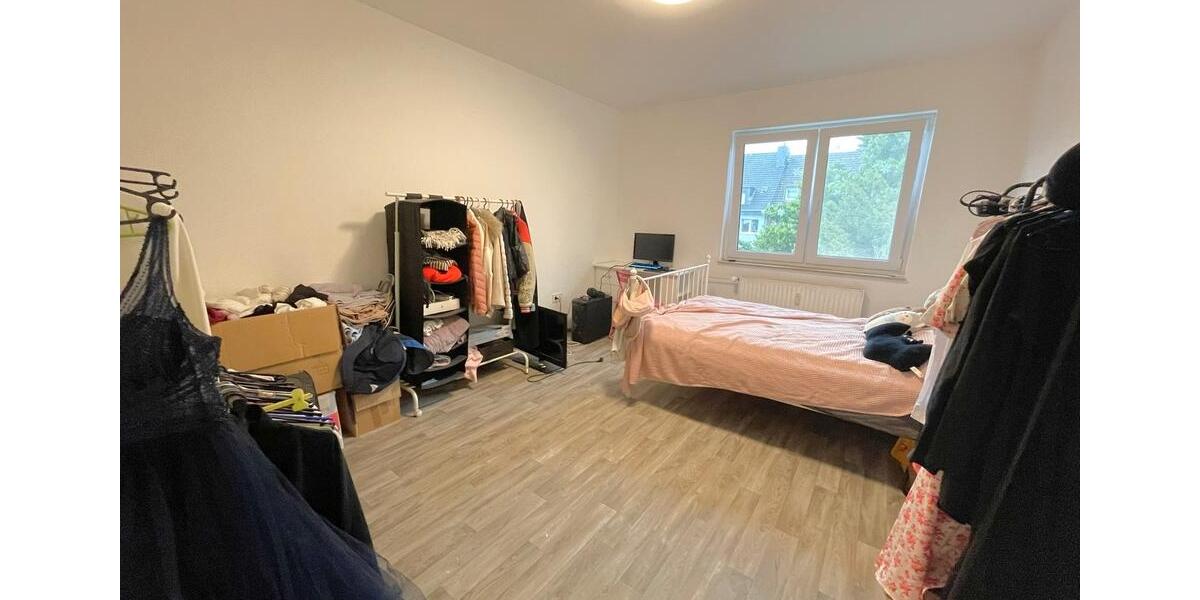 Wohnen auf Zeit Köln Mülheim - 18 Zimmer, 58 m&sup2;, 570&euro; | Angebot:26032053