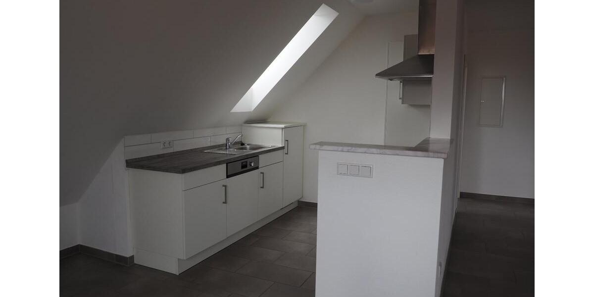 Dachgeschoßwohnung Parsberg - 2 Zimmer, 73 m&sup2;, 640&euro; | Angebot:24432699