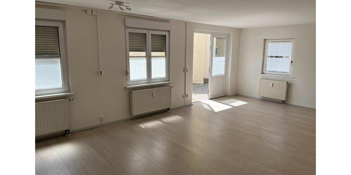 Gewerbeobjekt Radebeul - 300&euro; | Angebot:22060795