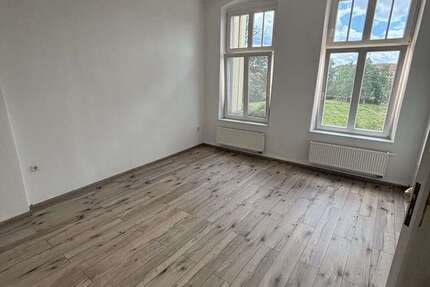 Wohnung Frankfurt (Oder) - 4 Zimmer, 117 m&sup2;, 900&euro; | Angebot:26205411