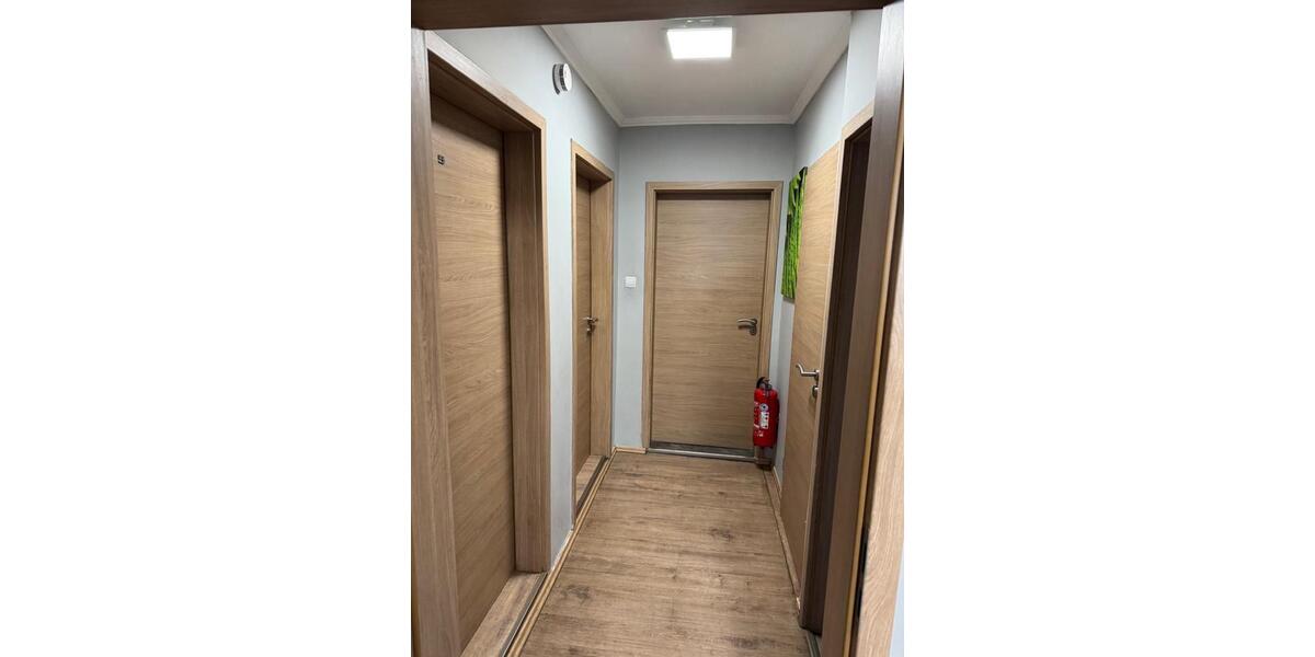 Wohnen auf Zeit Neumünster Brachenfeld/Ruthenberg - 9 Zimmer, 200 m&sup2;, 15&euro; | Angebot:26181180