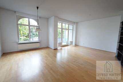 Wohnung Bad Nauheim - 3 Zimmer, 134 m&sup2;, 2.100&euro; | Angebot:27289572