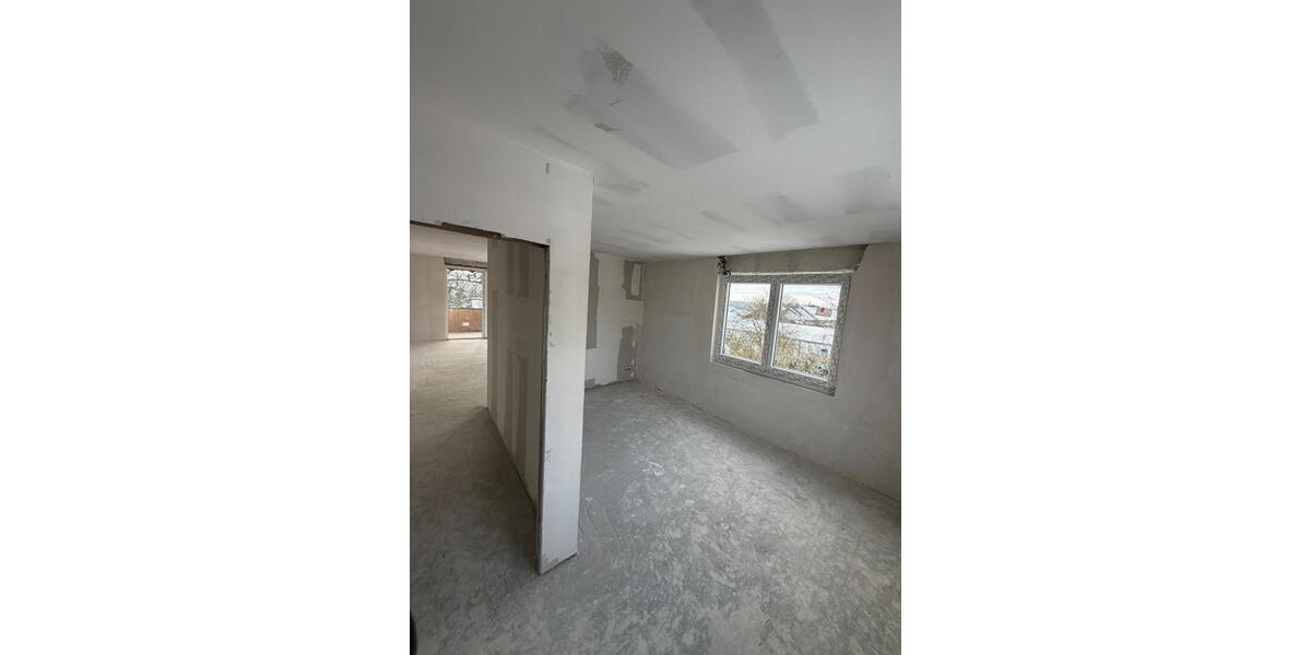 Erdgeschoßwohnung Hennef (Sieg) - 3 Zimmer, 90 m&sup2;, 1.130&euro; | Angebot:24418326