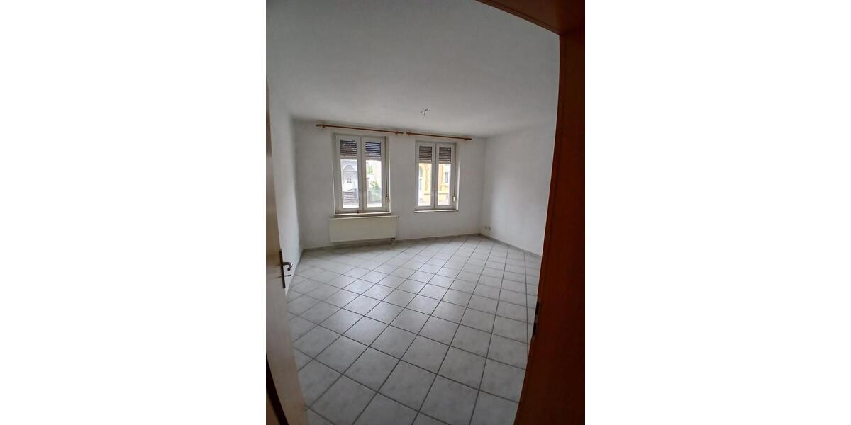 Erdgeschoßwohnung Burg - 2 Zimmer, 40 m&sup2;, 300&euro; | Angebot:24862414