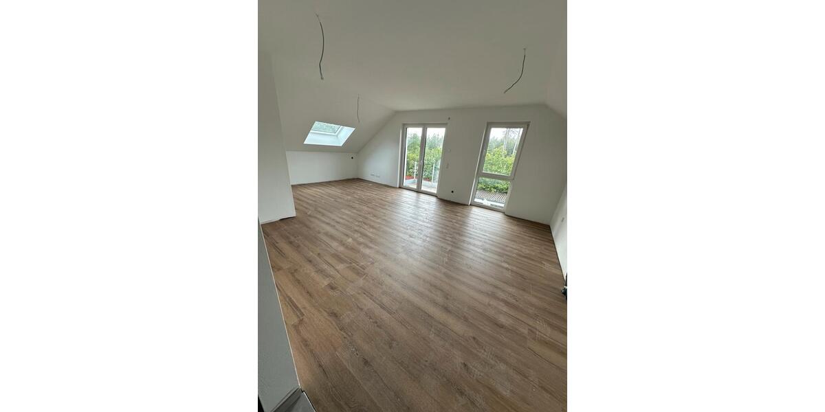 Dachgeschoßwohnung Osnabrück Gretesch - 2 Zimmer, 67 m&sup2;, 1.005&euro; | Angebot:26565993