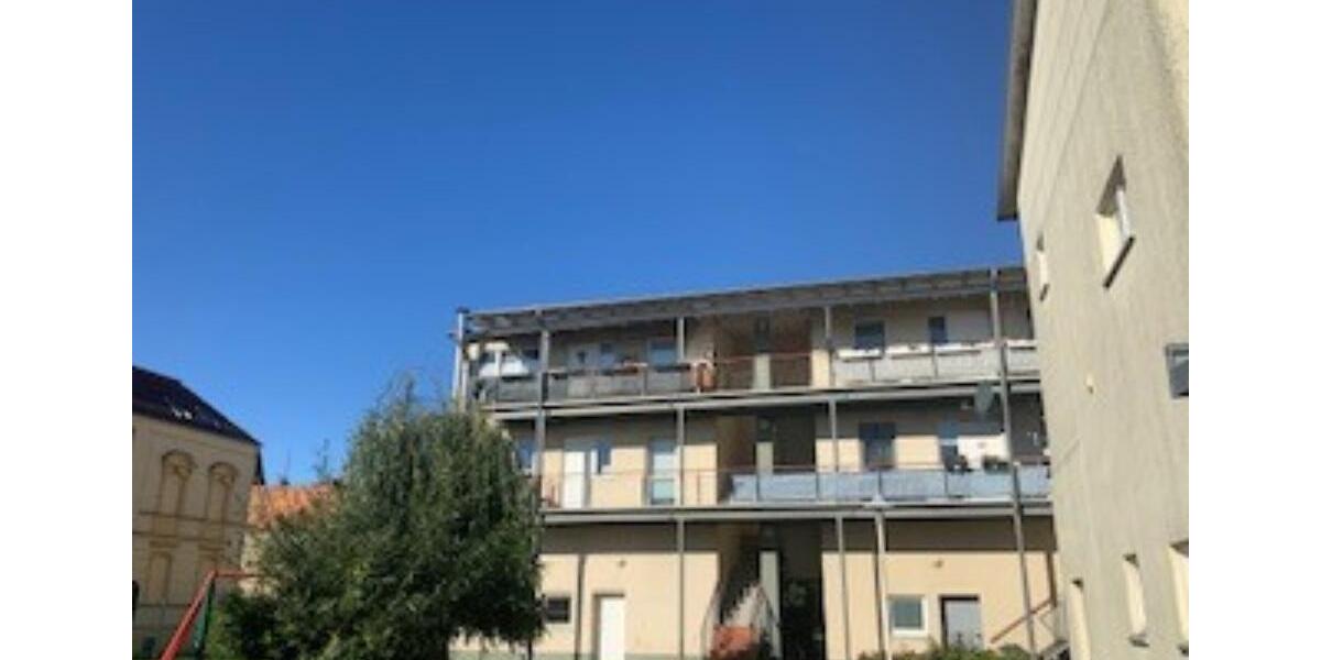 Etagenwohnung Friesack - 3 Zimmer, 80 m&sup2;, 677&euro; | Angebot:23642657