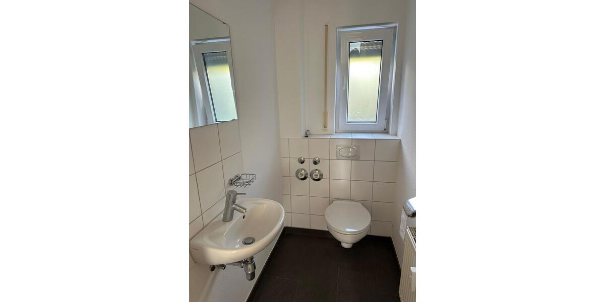 Erdgeschoßwohnung Waiblingen Beinstein - 3 Zimmer, 120 m&sup2;, 1.500&euro; | Angebot:23328811