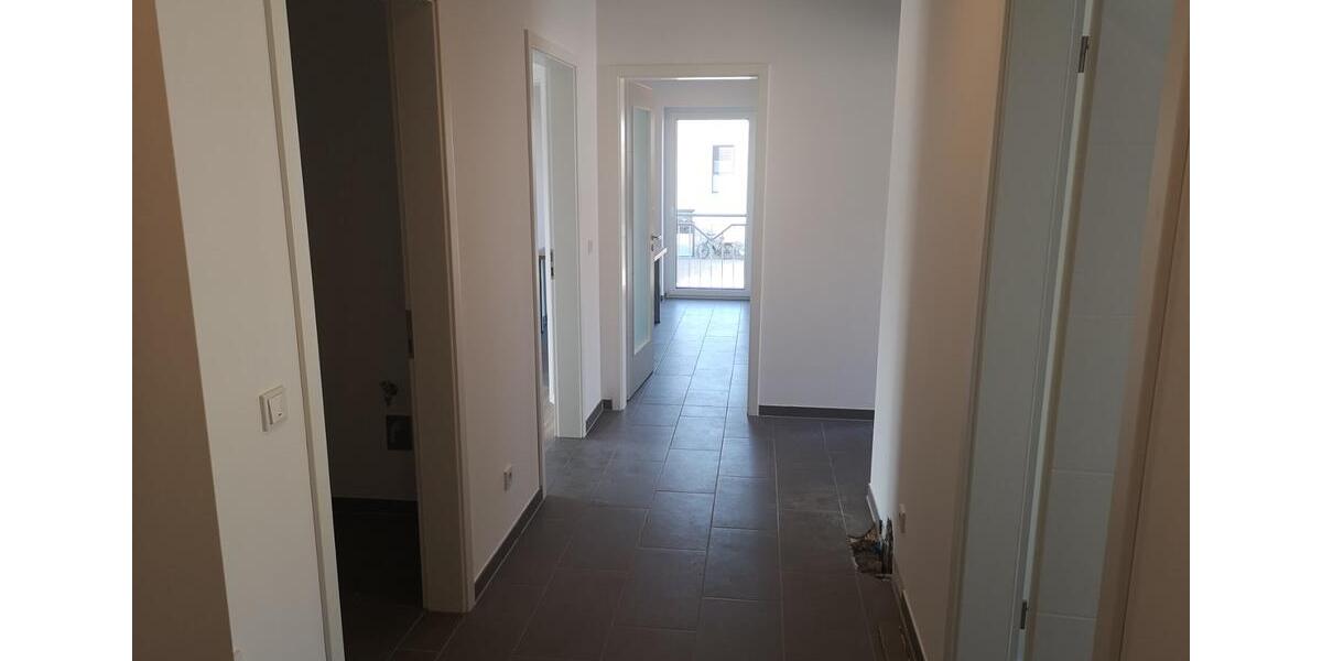 Etagenwohnung Wagenfeld - 3 Zimmer, 100 m&sup2;, 900&euro; | Angebot:23317620