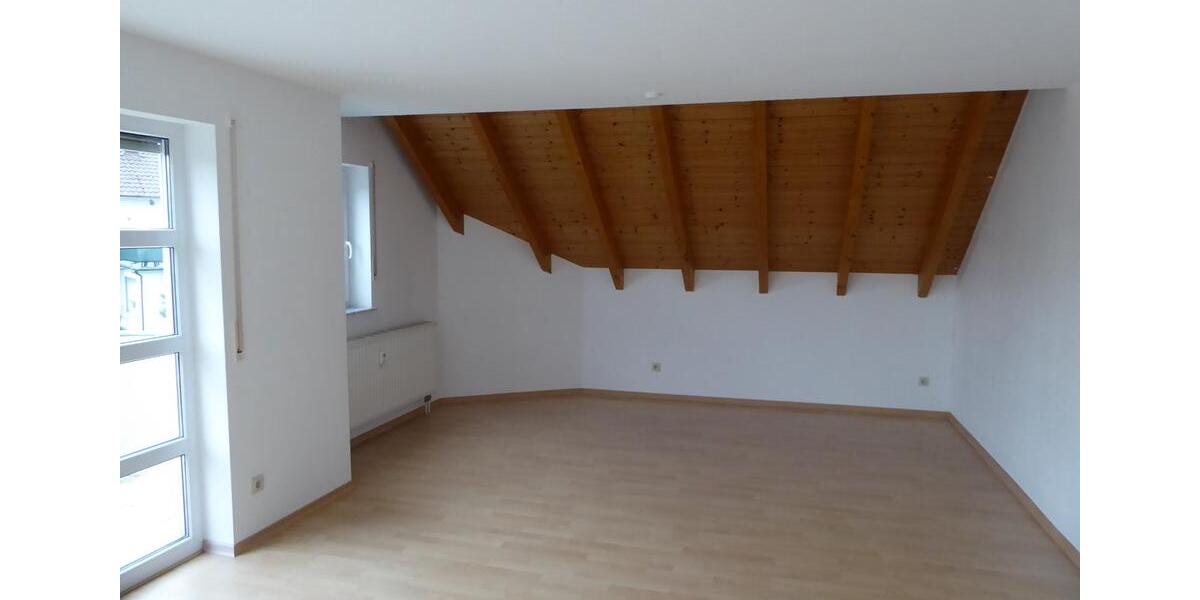 Maisonettenwohnung Spaichingen - 2.5 Zimmer, 72 m&sup2;, 870&euro; | Angebot:25022216