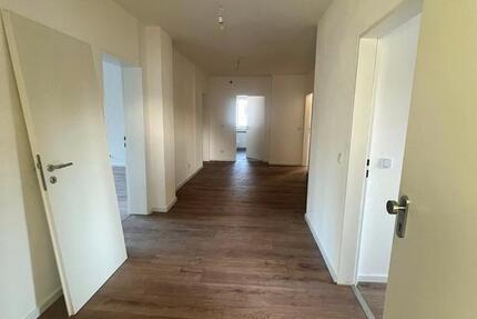 Wohnung Straubing - 5 Zimmer, 115 m&sup2;, 1.265&euro; | Angebot:26459624