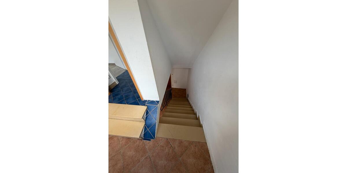 Etagenwohnung Weilmünster - 4 Zimmer, 120 m&sup2;, 1.050&euro; | Angebot:26286532