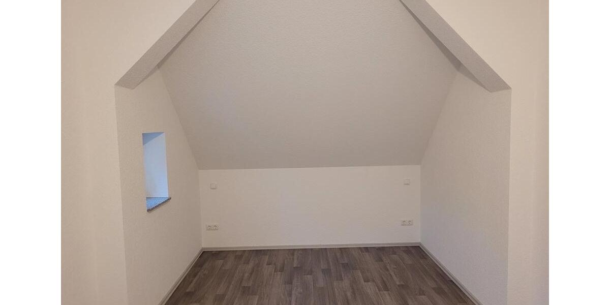 Dachgeschoßwohnung Müllrose - 2.5 Zimmer, 70 m&sup2;, 790&euro; | Angebot:26568334