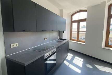 Wohnung Werdau Werdau, Stadt - 2 Zimmer, 67 m&sup2;, 450&euro; | Angebot:26115192