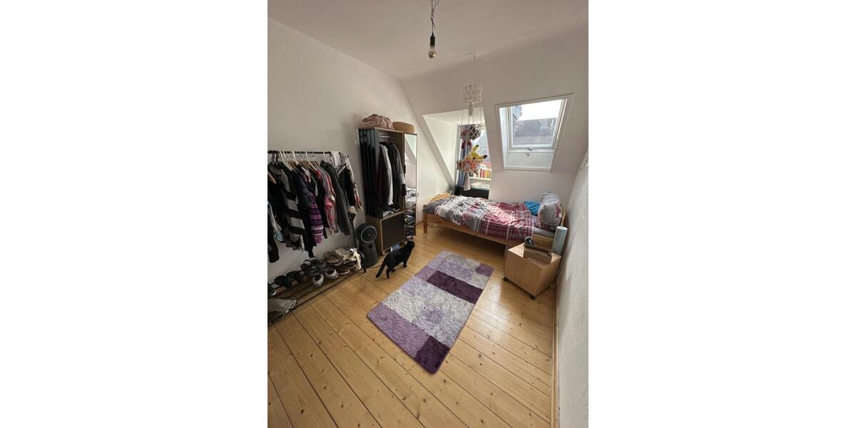 Dachgeschoßwohnung Kassel Bad Wilhelmshöhe - 1 Zimmer, 14 m&sup2;, 370&euro; | Angebot:25742279