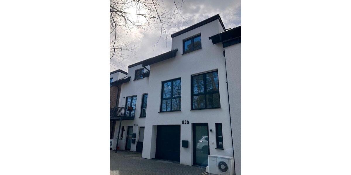 Reihenhaus Schloß Holte-Stukenbrock Stukenbrock - 5.5 Zimmer, 166 m&sup2;, 1.870&euro; | Angebot:26604364