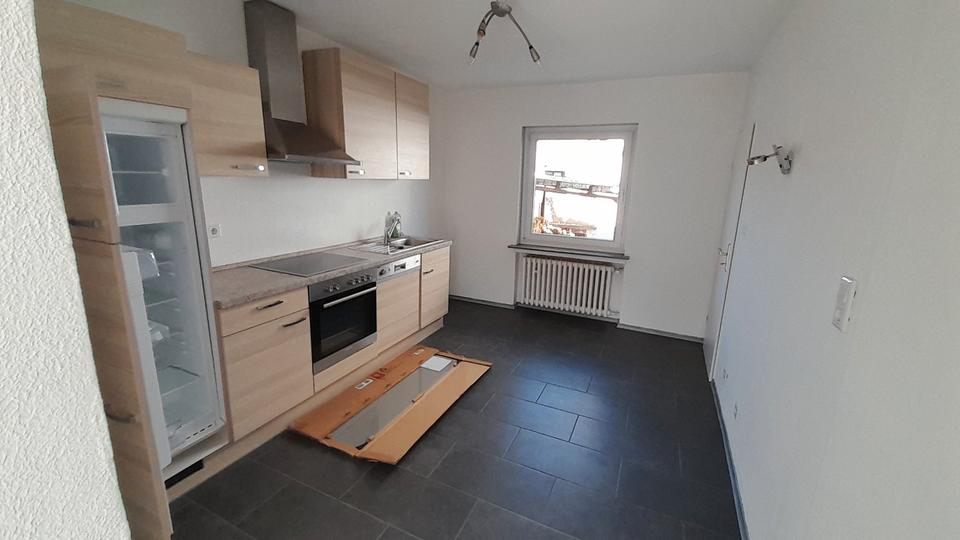 Erdgeschoßwohnung Grebenstein - 3 Zimmer, 76 m&sup2;, 850&euro; | Angebot:26224475