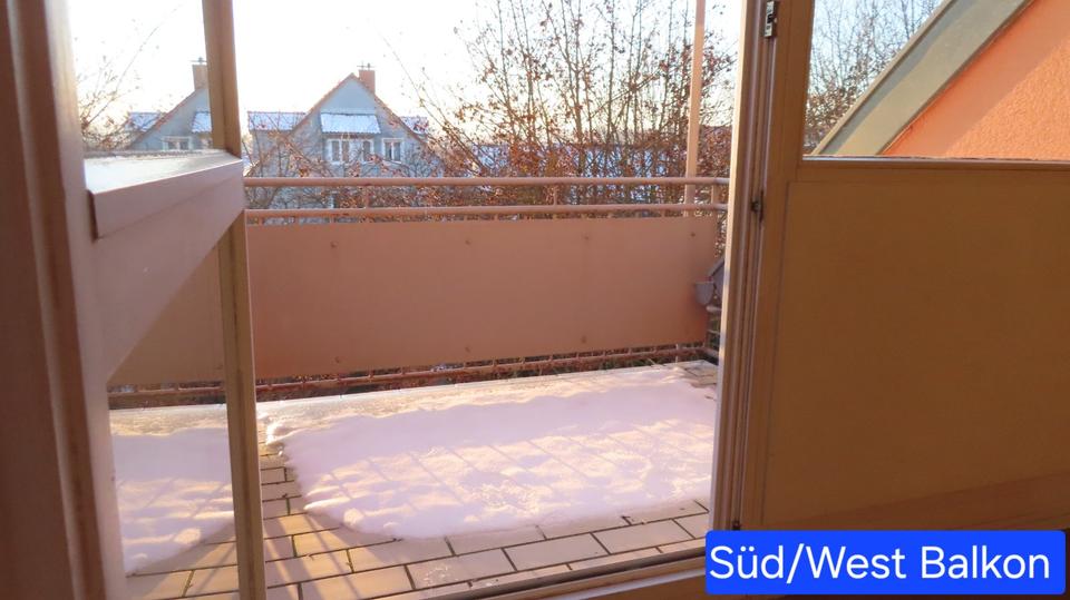 Einziehen und wohlfühlen! Helle DG-Wohnung mit TG-Stellplatz in B 2 zimmer