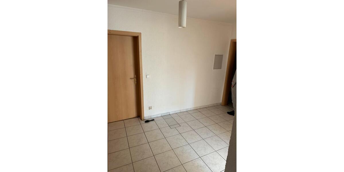 Etagenwohnung Hungen - 3 Zimmer, 120 m&sup2;, 1.100&euro; | Angebot:26448984