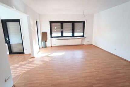 Wohnung Neunkirchen am Brand - 3 Zimmer, 125 m&sup2;, 1.000&euro; | Angebot:24849348