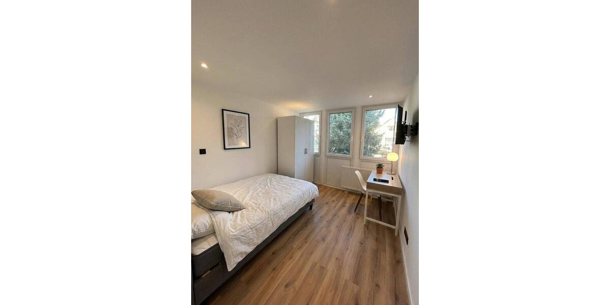 Etagenwohnung München Trudering-Riem - 4 Zimmer, 13 m&sup2;, 690&euro; | Angebot:26582019